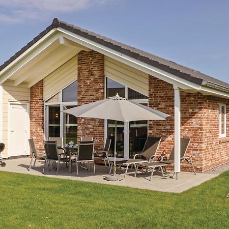 Awesome Home In Dagebuell With Kitchen 外观 照片