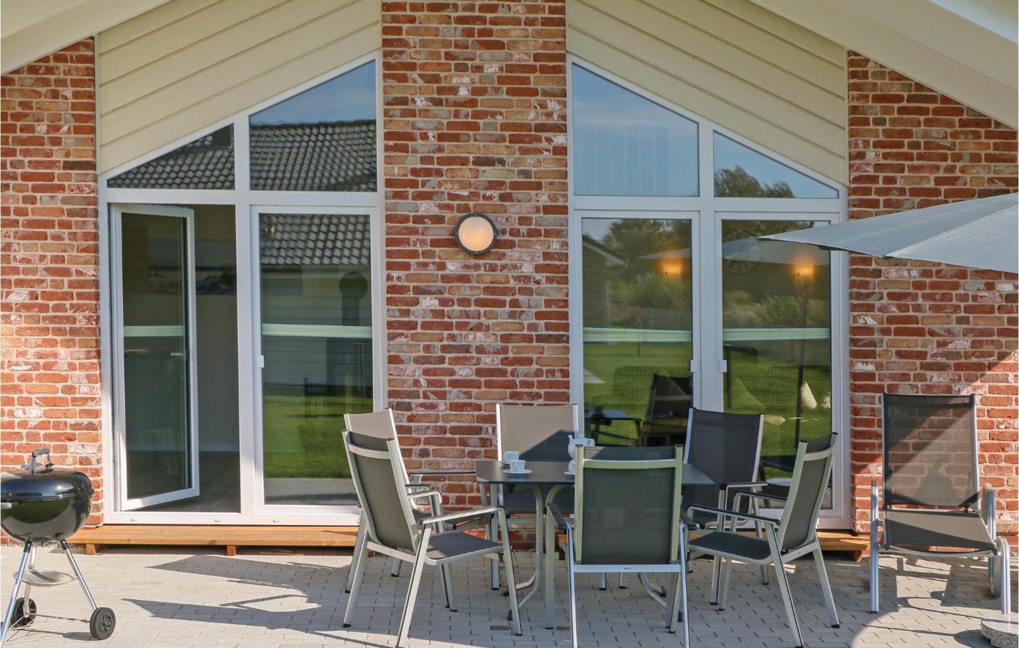 Awesome Home In Dagebuell With Kitchen 外观 照片